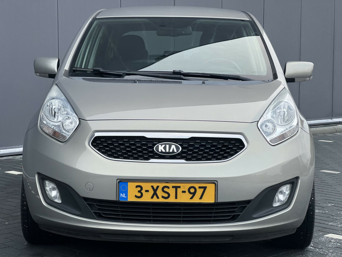 Kia-Venga-15